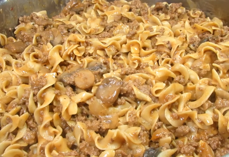 Beef with Egg Noodles Recipe