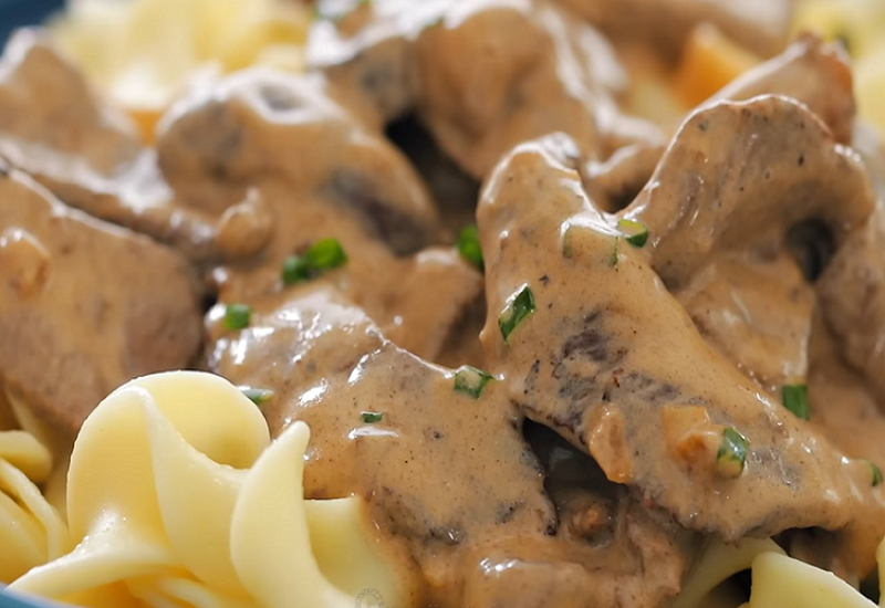 Easy Classic Beef Stroganoff Recipe