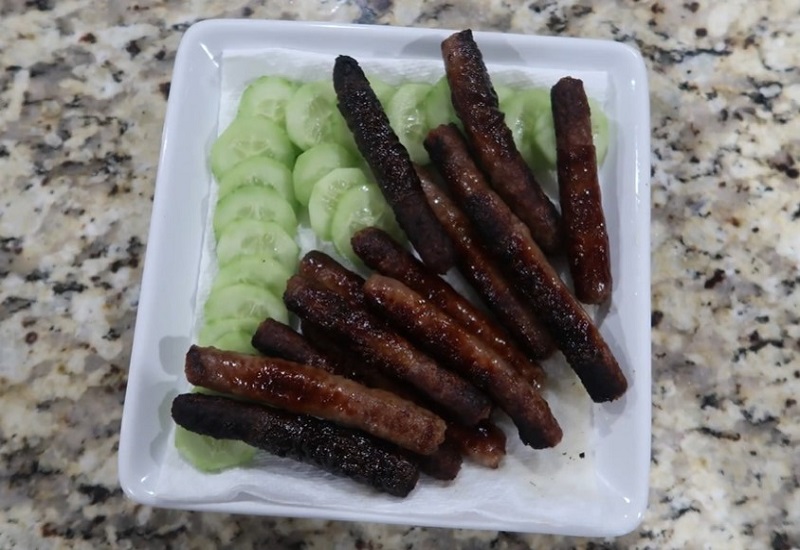 Breakfast with Sausage Links
