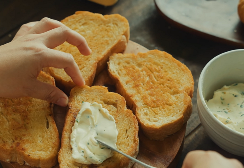Cream Cheese Toast