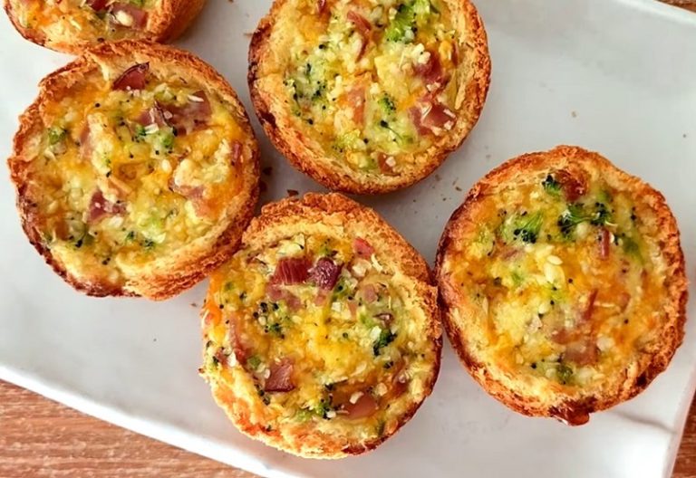 Keto Breakfast with Quiche Muffins