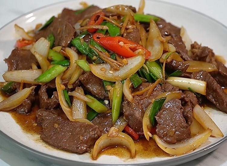 Beef with Ginger and Spring Onion